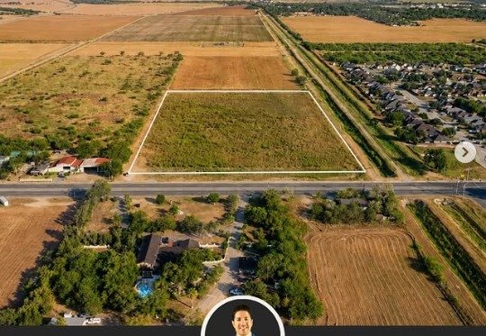Outlined aerial marketing still